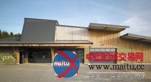 atelier alassoeur architecture设计的法国勒布朗体育场训练馆