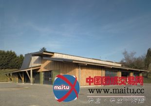 atelier alassoeur architecture设计的法国勒布朗体育场训练馆