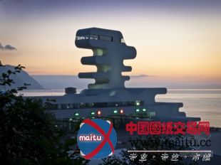 J. Mayer H. Architects设计的格鲁吉亚Sarpi边境检查站