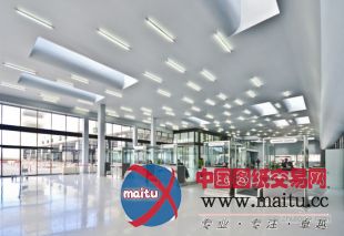 J. Mayer H. Architects设计的格鲁吉亚Sarpi边境检查站