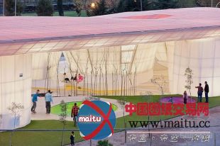 SelgasCano Architects设计的西班牙Factoria Joven轮滑公园