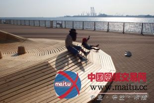 24° Studio设计的日本Crater Lake装置