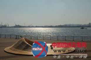 24° Studio设计的日本Crater Lake装置