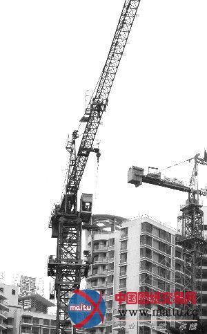 全国房地产市场成交量普跌 房企降价求售大势所趋