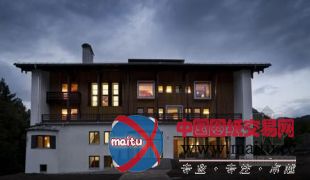 LAVA事务所在德国贝希特斯加登改造青年旅舍