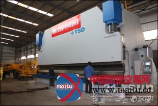 山东四通吊车 装备决定质量(附图)