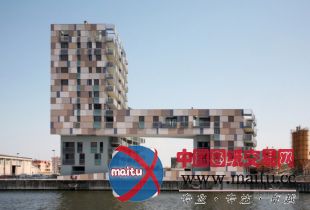 Zucchi & Partners设计的意大利拉文纳海港公寓