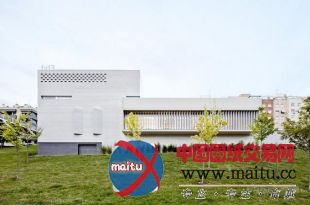 Ravetllat Ribas Arquitectes设计的西班牙社区图书馆
