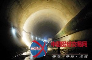 中梁山腹中3层铁路立交 上下隧道最近仅隔1.1米