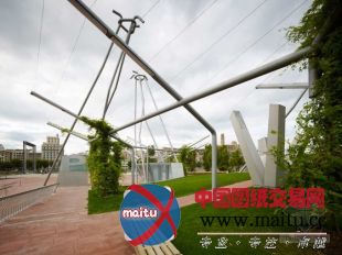 Domingo Ferré设计的西班牙Lleida布拉斯·因方特广场