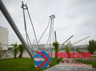 Domingo Ferré设计的西班牙Lleida布拉斯·因方特广场