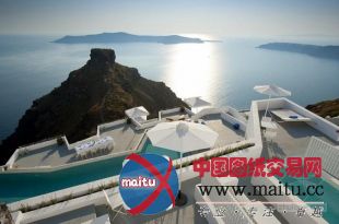 Mplusm设计的希腊Grace Santorini酒店