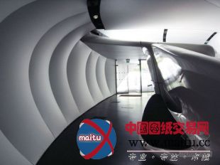 扎哈设计的香奈儿流动艺术馆落户巴黎