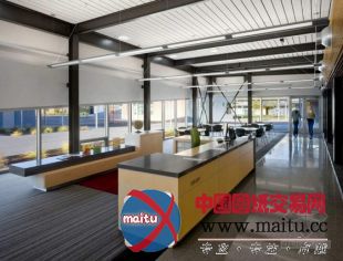 HMC Architects设计的美国Orchard学校图书馆