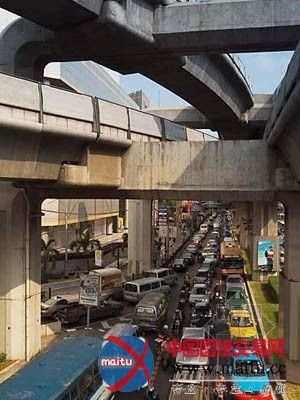 2013买房必看——7种房出手易贬值(交通风水学)