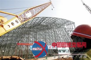 世园会植物馆1.4万根钢结构杆件拼接封顶