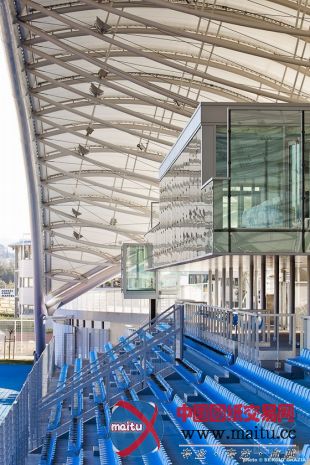 Archi5设计的法国拉格朗日体育场