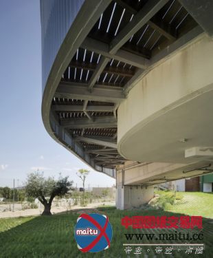 XPIRAL设计的西班牙圆形住宅