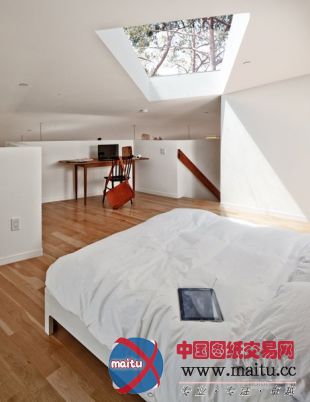 匿名建筑师设计的洛杉矶“BIG & small”住宅