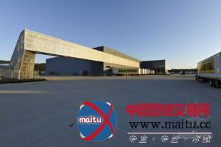 LEO A DALY设计的美国Bessemer货物配送中心