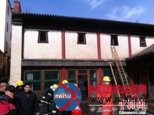 承德普陀宗乘之庙发生火灾 目前已扑灭