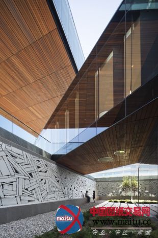 KPF设计的美国艾斯林中心办公大楼