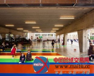 Guzmán de Yarza Blache设计西班牙架高体育场