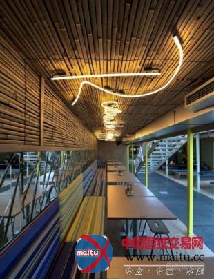 旧物回收英国伦敦集装箱餐厅设计