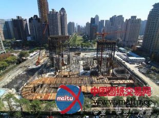 伊东丰雄设计的台中大都会歌剧院正在建设