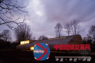 70F建筑事务所设计的荷兰木制羊厩