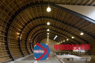 70F建筑事务所设计的荷兰木制羊厩