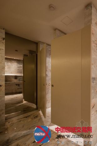 葡萄牙优雅的酒吧空间设计