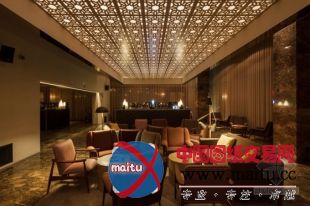 葡萄牙优雅的酒吧空间设计