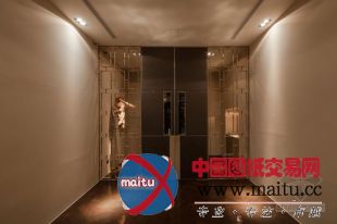 葡萄牙优雅的酒吧空间设计