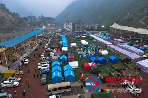 芦山震区校舍损毁调查:学校成最安全的避难所