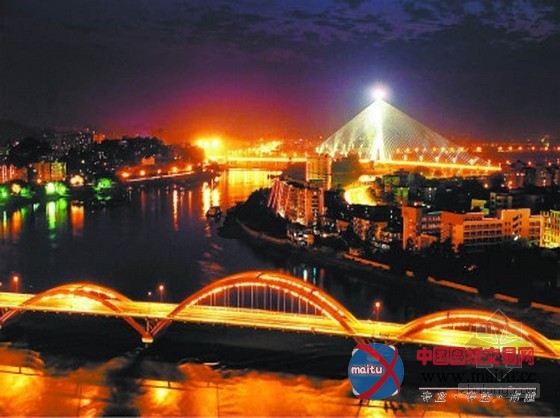 闽江桥灯光改造成就流光溢彩夜景(组图)