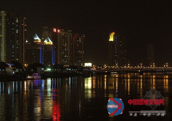 闽江桥灯光改造成就流光溢彩夜景(组图)