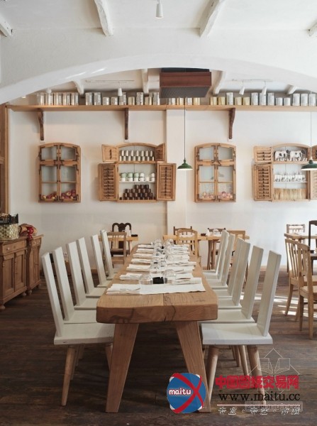 罗马尼亚传统风格装饰住宅设计