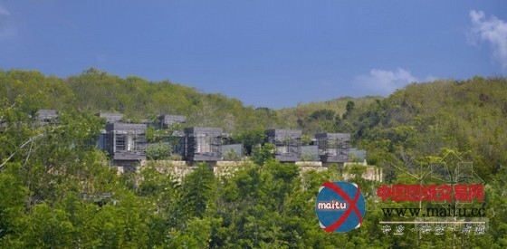 简约时尚环保型的巴厘岛乌鲁瓦图酒店设计