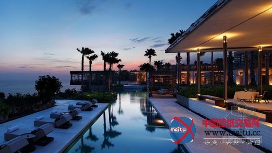 简约时尚环保型的巴厘岛乌鲁瓦图酒店设计