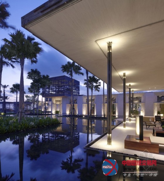 简约时尚环保型的巴厘岛乌鲁瓦图酒店设计