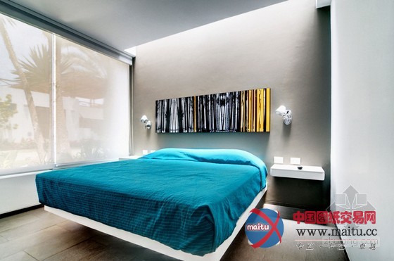 秘鲁风景优美的白色盒子状住宅装修设计