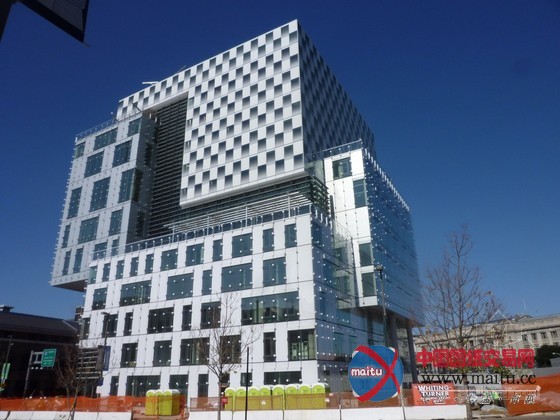 Behnisch设计的美国JFA法学中心