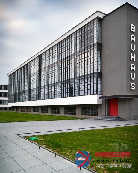 包豪斯创始人 现代建筑师格罗皮乌斯130岁诞辰