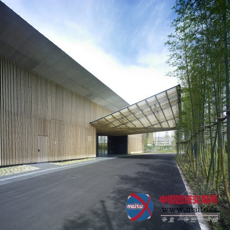 隈研吾设计的日本宫崎县花园露台酒店