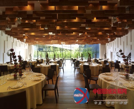 隈研吾设计的日本宫崎县花园露台酒店