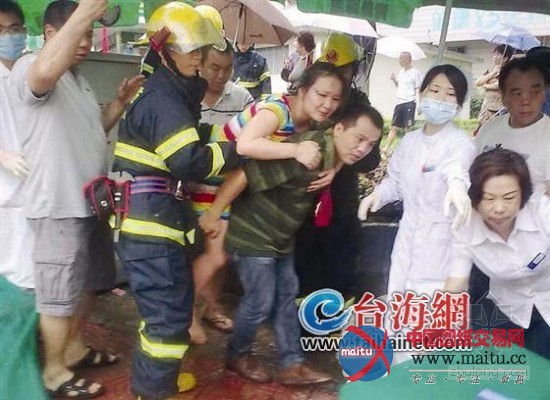 福建第一医院停车楼工地 防砸棚成砸人棚18人受伤