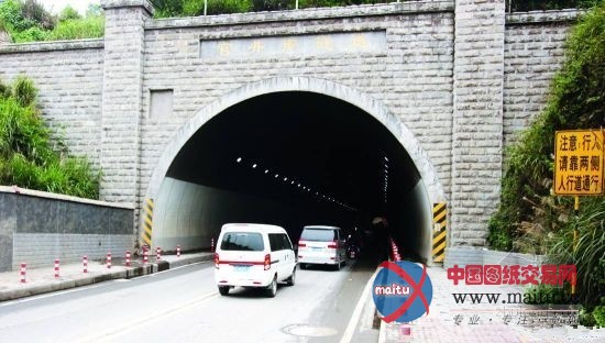 “时光隧道”惊现