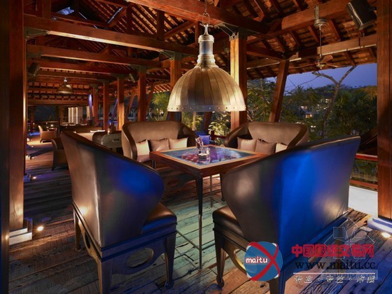 特色地域文化体验 泰国普吉岛蓝珍珠度假酒店设计