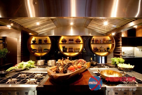 特色地域文化体验 泰国普吉岛蓝珍珠度假酒店设计